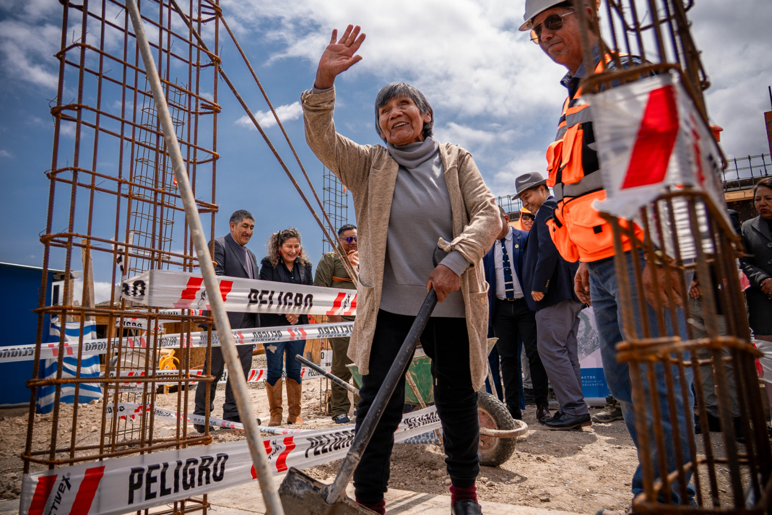 Primera piedra biblioteca de Putre.png
